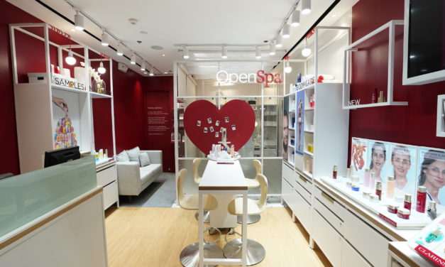 Clarins Boutique Opens In Power Plant Mall