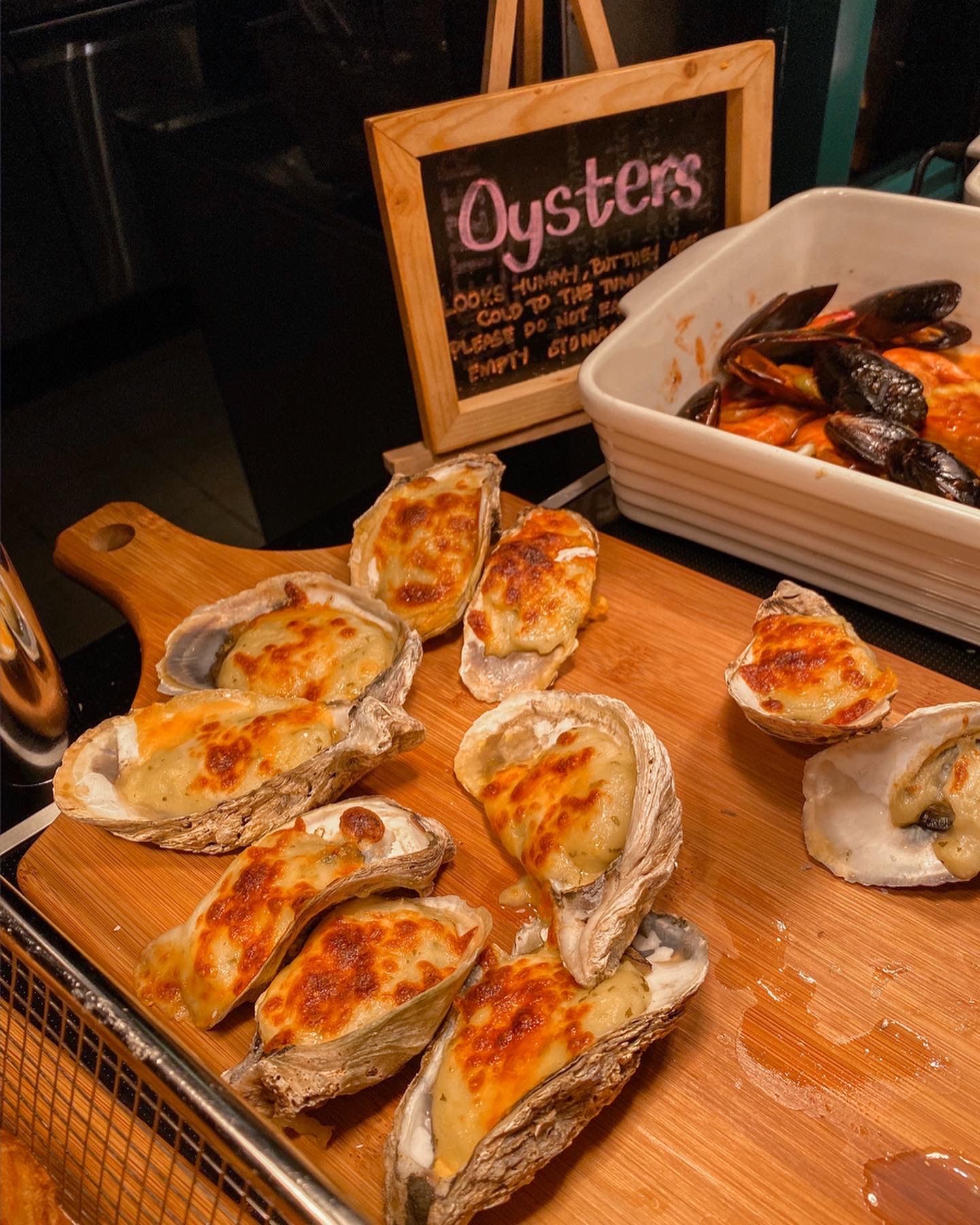 The Alley by Vikings Now Open in BGC, Taguig + Buffet Prices Lush Angel